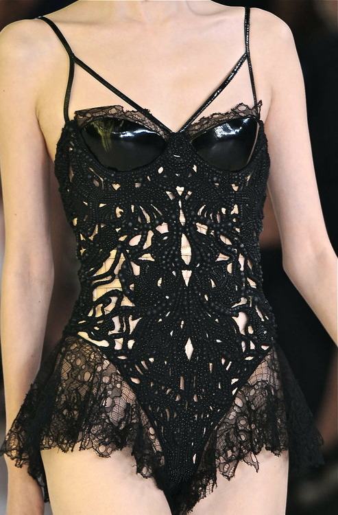 alexander mcqueen ดีไซเนอร์ในดวงใจ 2