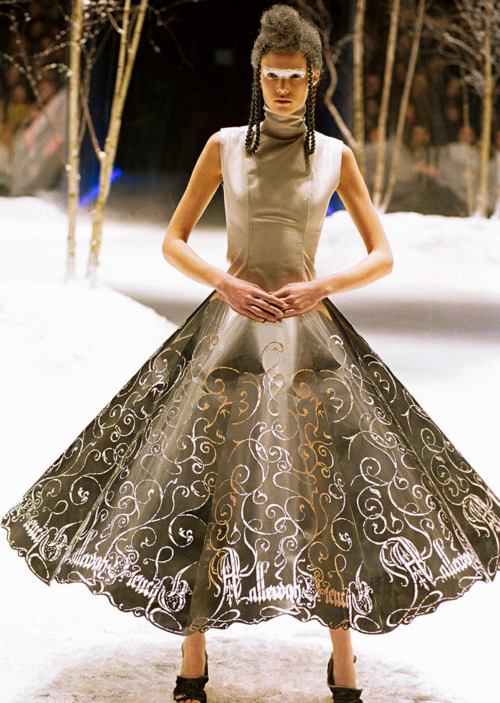 alexander mcqueen ดีไซเนอร์ในดวงใจ 3