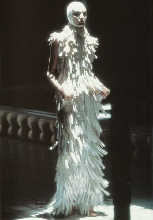 alexander mcqueen ดีไซเนอร์ในดวงใจ 4