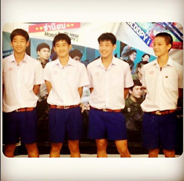 เด็กมัธยมโรงเรียนอัสสัมชัญบางรักน่ารักๆ