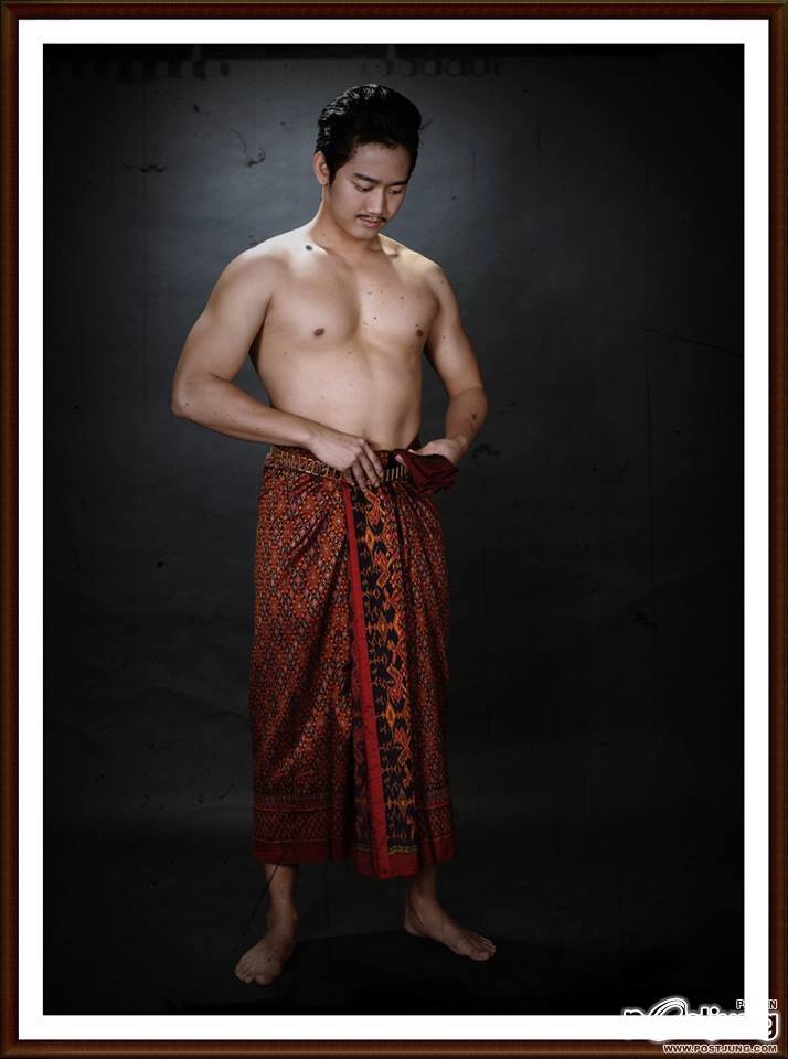“สมปัก” ในภาษาเขมร=ผู้ชาย “ปูม” = ลวดลาย