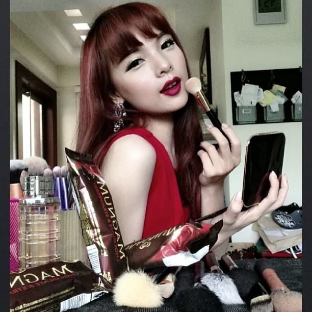 รวมดาวสาวน่ารักกับแม็กนั่ม :D