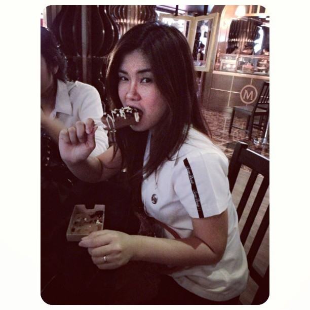 รวมดาวสาวน่ารักกับแม็กนั่ม :D