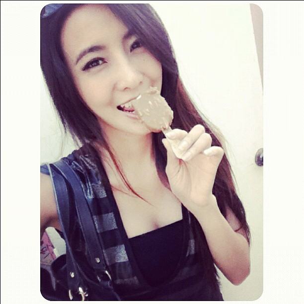 รวมดาวสาวน่ารักกับแม็กนั่ม :D