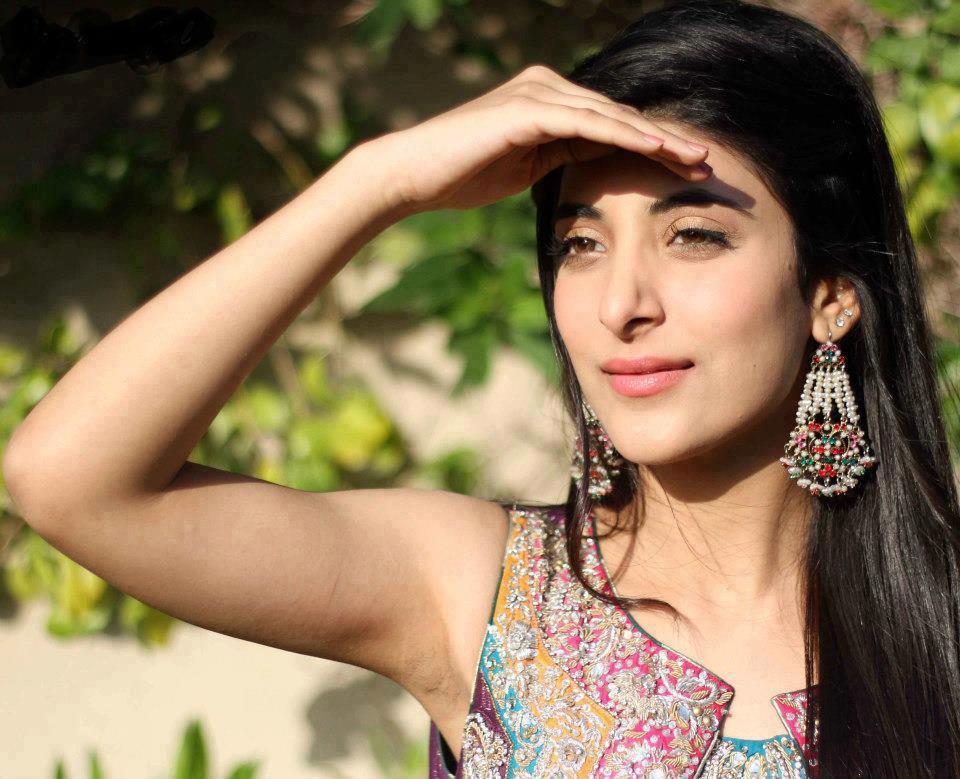 สาวสวยที่เป็นเป็นทั้ง วีเจ, นางแบบ และนักแสดงชาวปากีสถาน Urwa Tul Wusqa (รูปเยอะมาก)