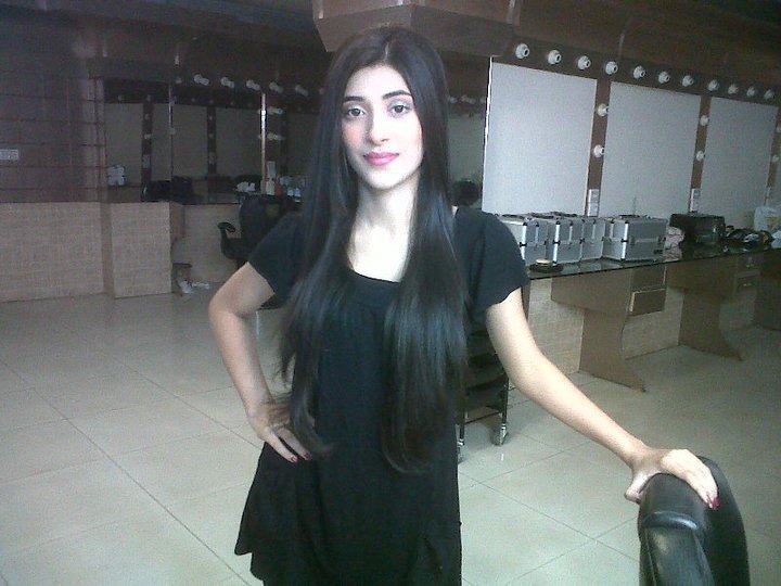 สาวสวยที่เป็นเป็นทั้ง วีเจ, นางแบบ และนักแสดงชาวปากีสถาน Urwa Tul Wusqa (รูปเยอะมาก)