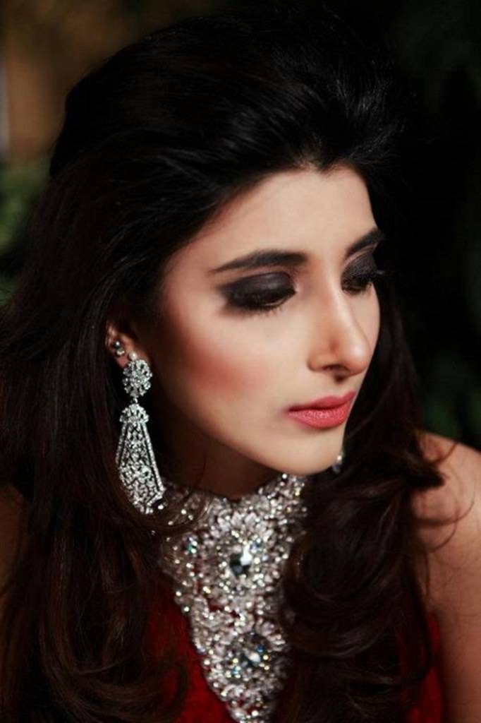 สาวสวยที่เป็นเป็นทั้ง วีเจ, นางแบบ และนักแสดงชาวปากีสถาน Urwa Tul Wusqa (รูปเยอะมาก)