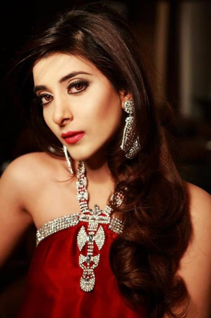 สาวสวยที่เป็นเป็นทั้ง วีเจ, นางแบบ และนักแสดงชาวปากีสถาน Urwa Tul Wusqa (รูปเยอะมาก)