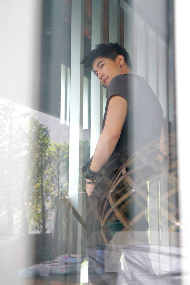 โตโน่ ภาคิน เบื้องหลังถ่ายแบบ C.Life Free Magazine issue 21 January 2014