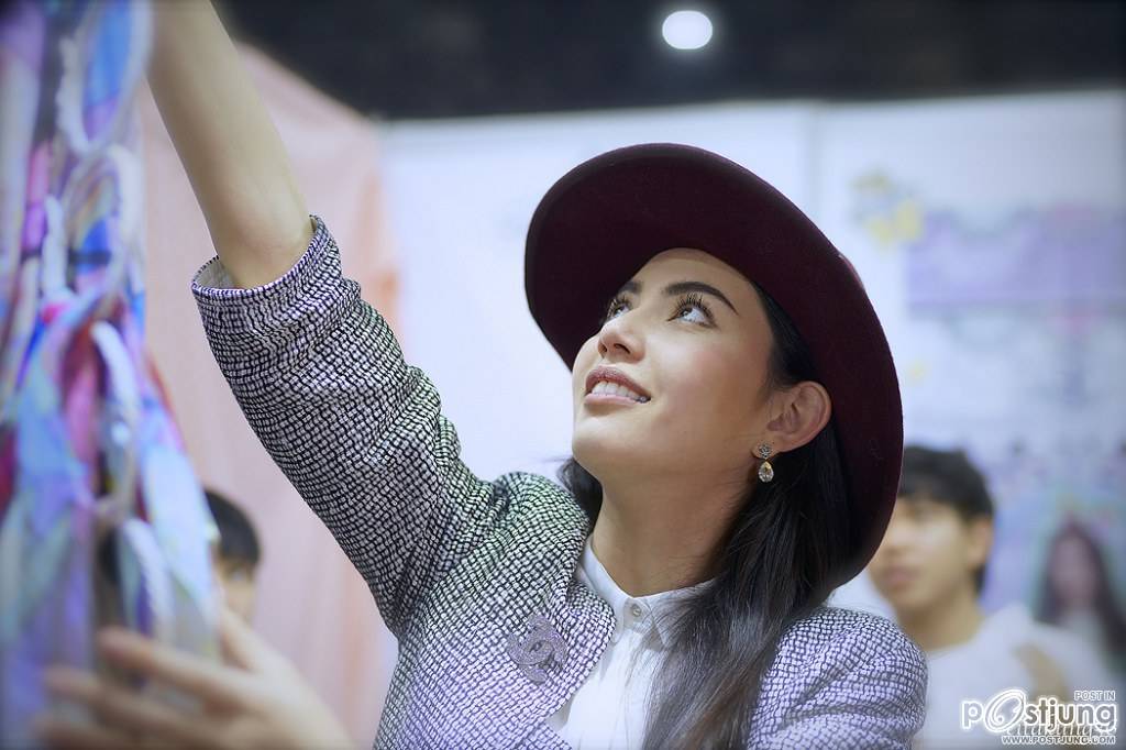 สาวสวยใส