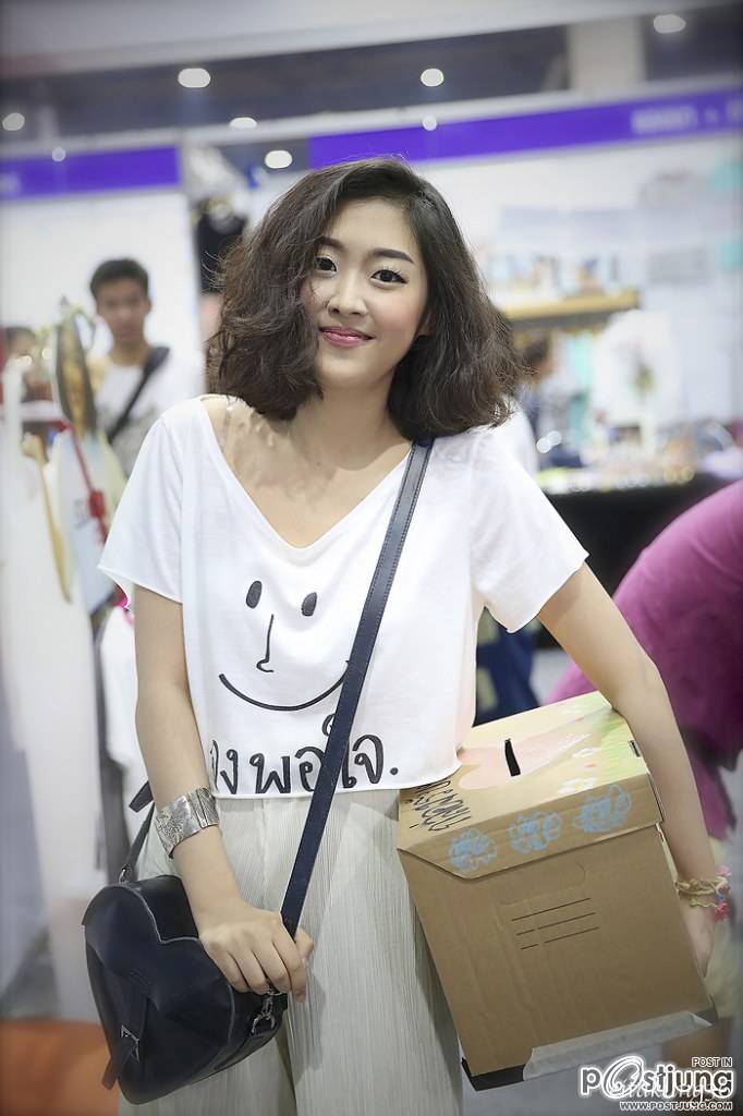 สาวสวยใส