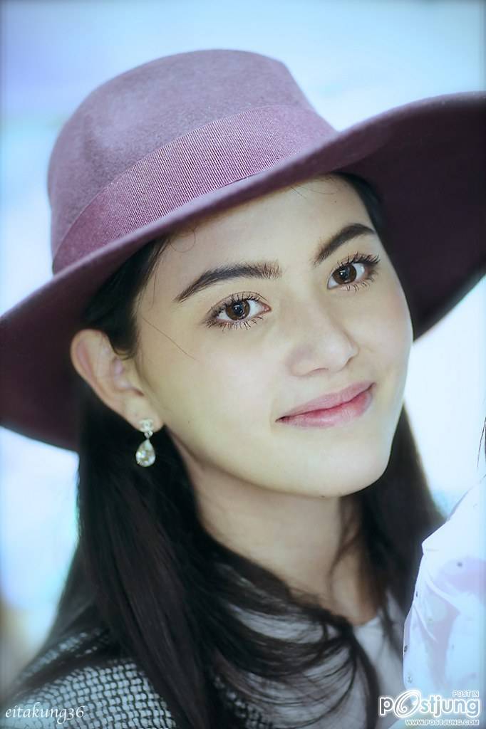 สาวสวยใส