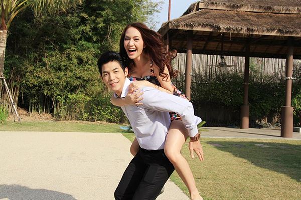 หญิง กัญญาพัชญ์  กับ บิ๊ก กฤษณา โชว์หวาน