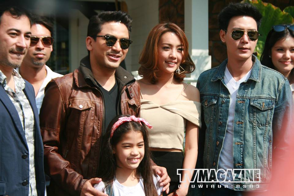 ป๋อ ณัฐวุฒิ & น้ำตาล พิจักขณา นำทีมนักแสดงบวงสรวงละคร สายลับสามมิติ