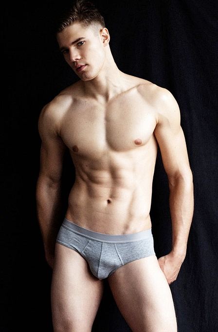 zeus men 137