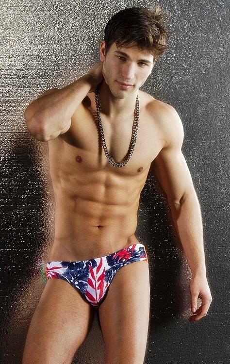 zeus men 137