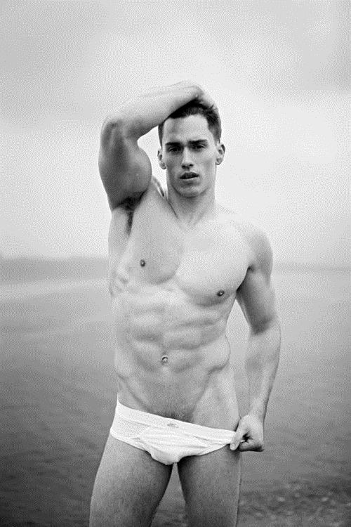 zeus men 137