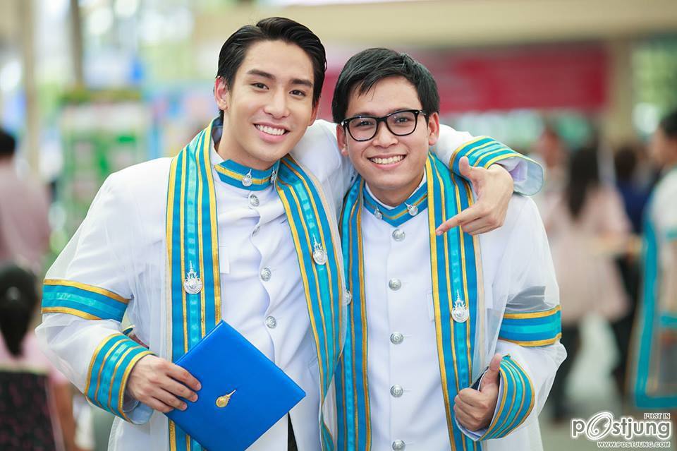 น้อง ปรัช (คุณพฤกษ์) ค่ะ ทำให้พี่หยิงน้ำตาซึมได้มะคืน  แววพระเอกมาแว้้้้วววว