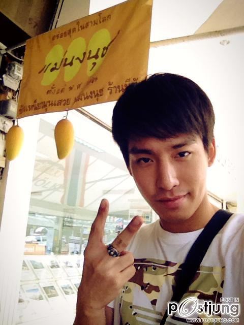 น้อง ปรัช (คุณพฤกษ์) ค่ะ ทำให้พี่หยิงน้ำตาซึมได้มะคืน  แววพระเอกมาแว้้้้วววว