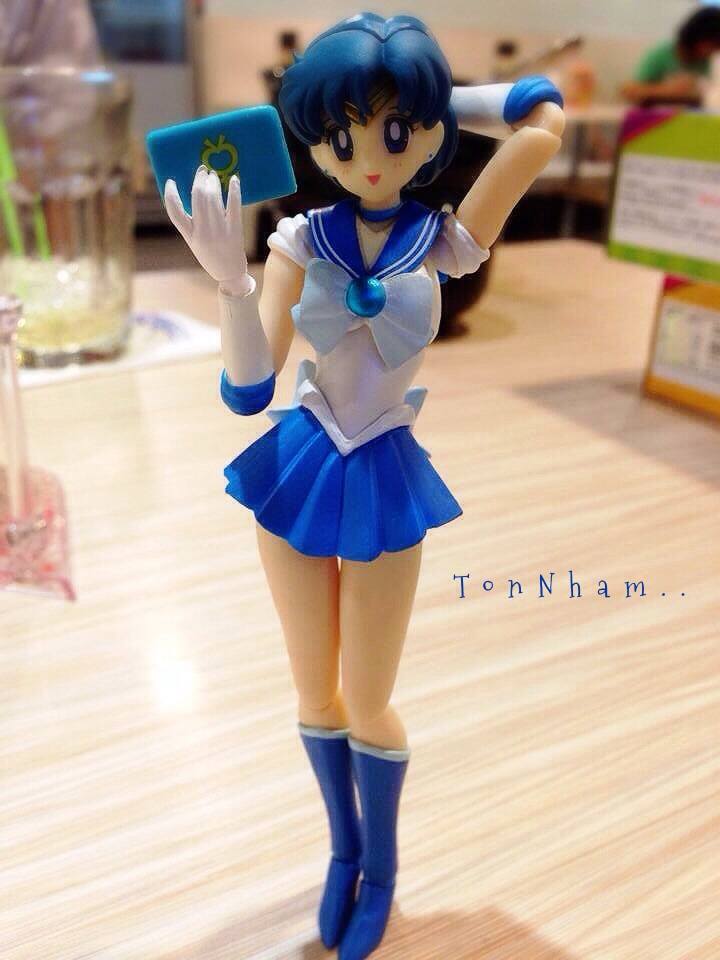 รีวิว S.H.Figuarts Sailor Moon from BANDAI