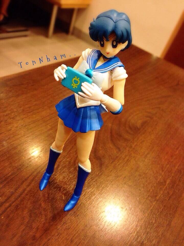 รีวิว S.H.Figuarts Sailor Moon from BANDAI