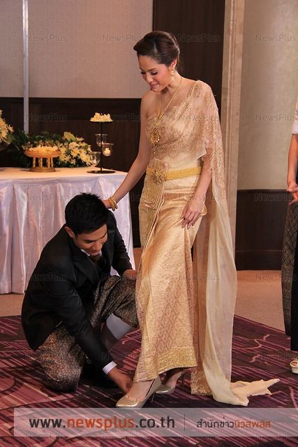 Kwan Usamanee & Om Akapan - Cute Couple