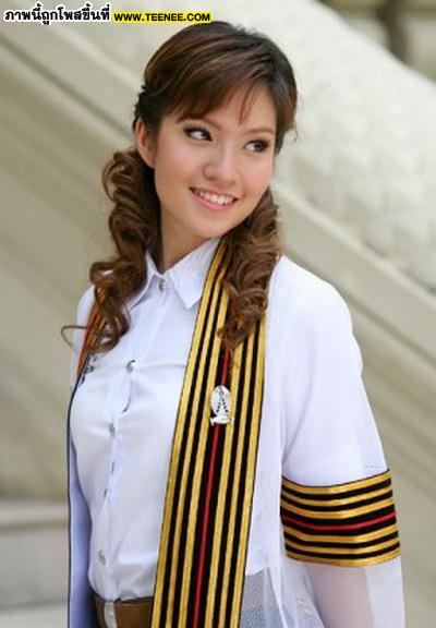 นางเอก เรียนดี จบเกียรตินิยม