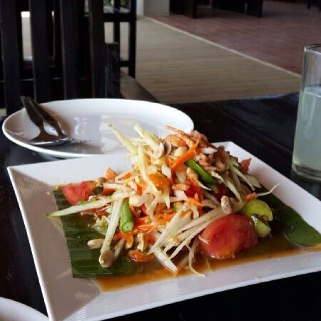 ปอย ตรีชฎา ..