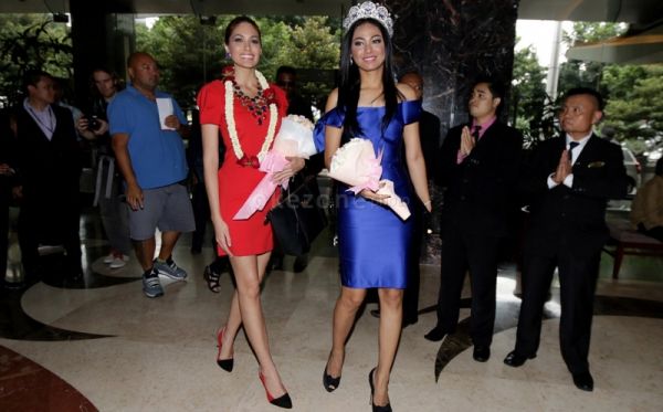 นางงามจักรวาล 2013 Venezuela เยือนประเทศอินโดนีเซีย