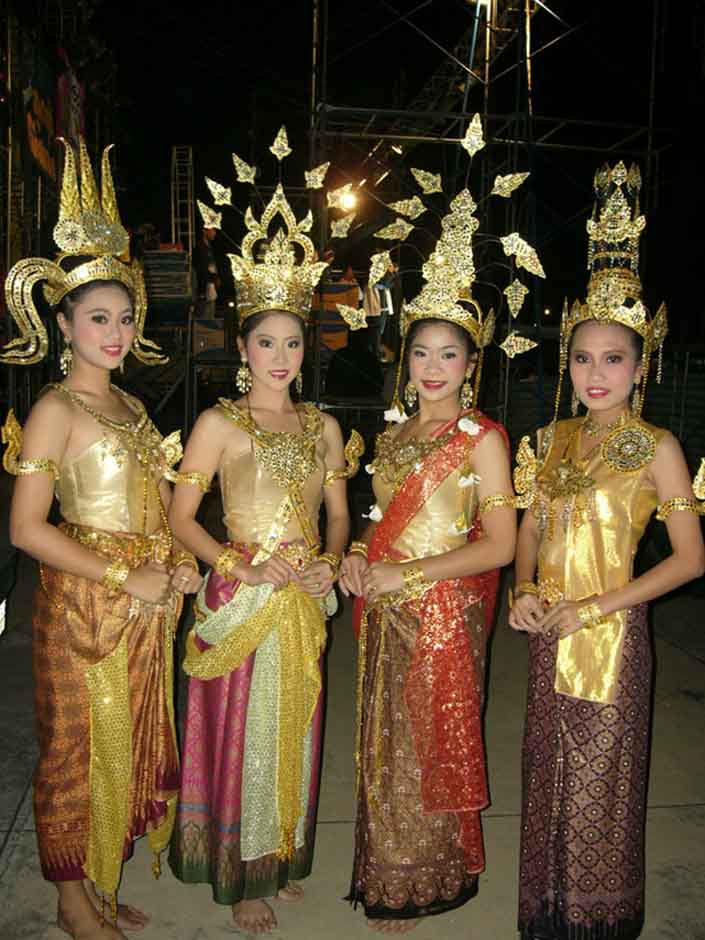 ชุดไทยแสนสวย