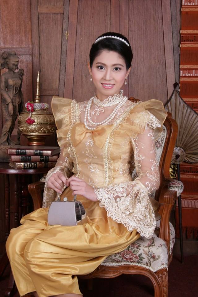 ชุดไทยแสนสวย