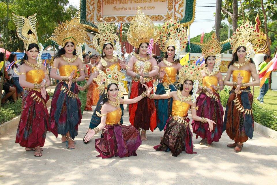 ชุดไทยแสนสวย