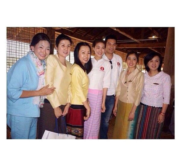 นางเอกขวัญใจมหาชน นางฟ้าใจบุญ แพนเค้ก เขมนิจ เดินสายทำบุญที่เชียงราย
