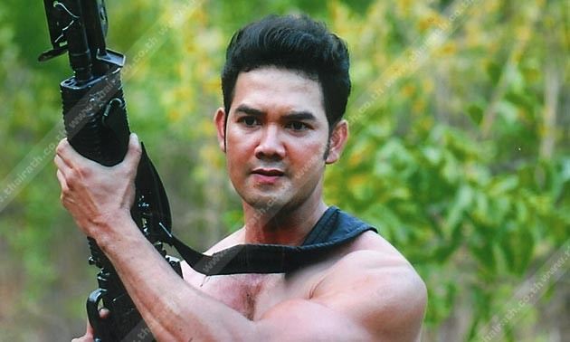 โบว์ ธัญญะสุภางค์ ปลื้ม ได้รับบทปราลี คุณหนูสุดเปรี้ยว ในเรื่อง โซ่...เสน่หา คู่กับเอก รังสิโรจน์