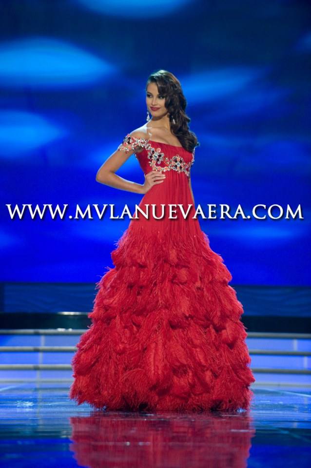 Stefania Fernandez @ Miss Universe 2009