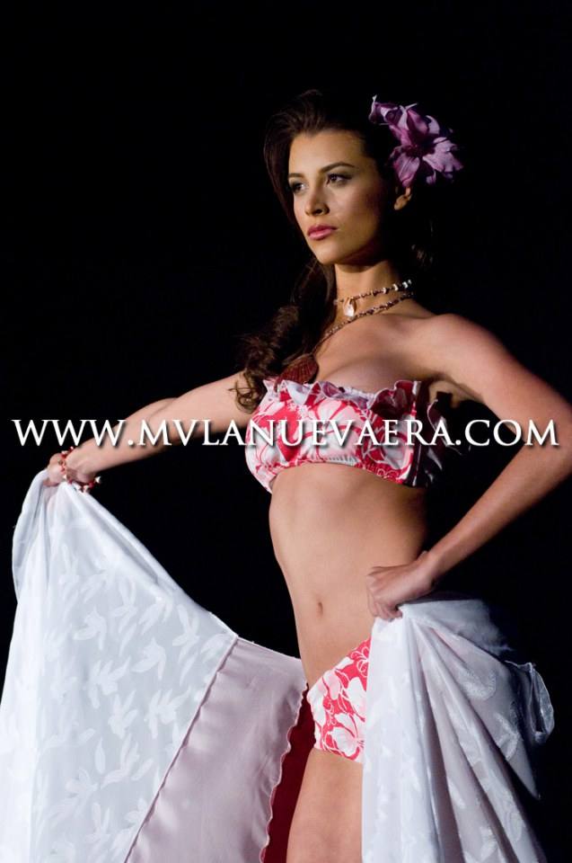 Stefania Fernandez @ Miss Universe 2009