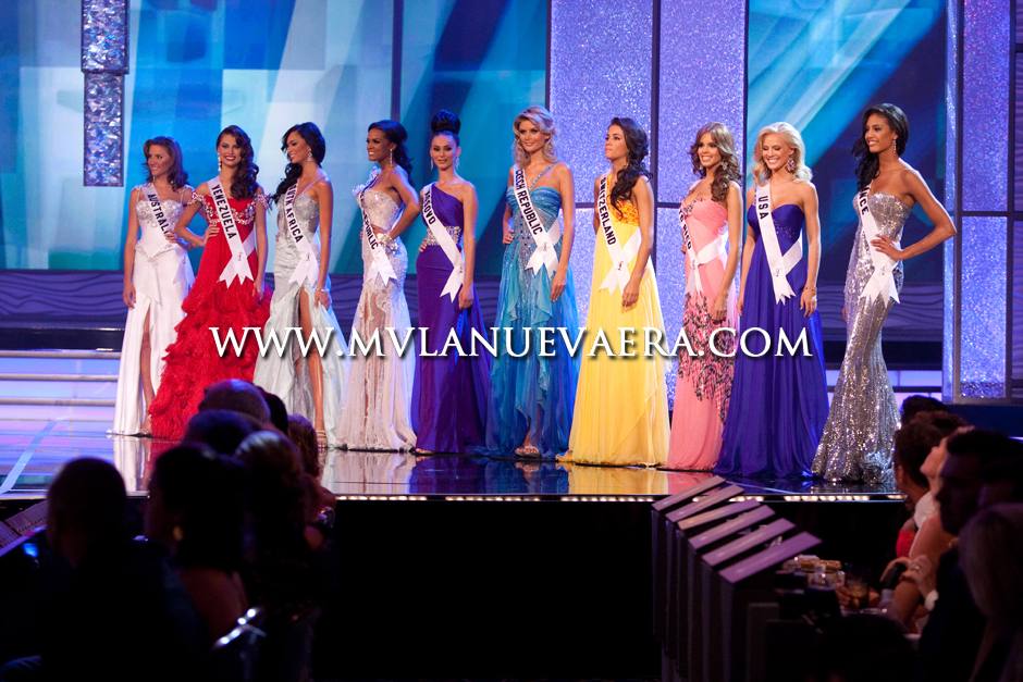 Stefania Fernandez @ Miss Universe 2009