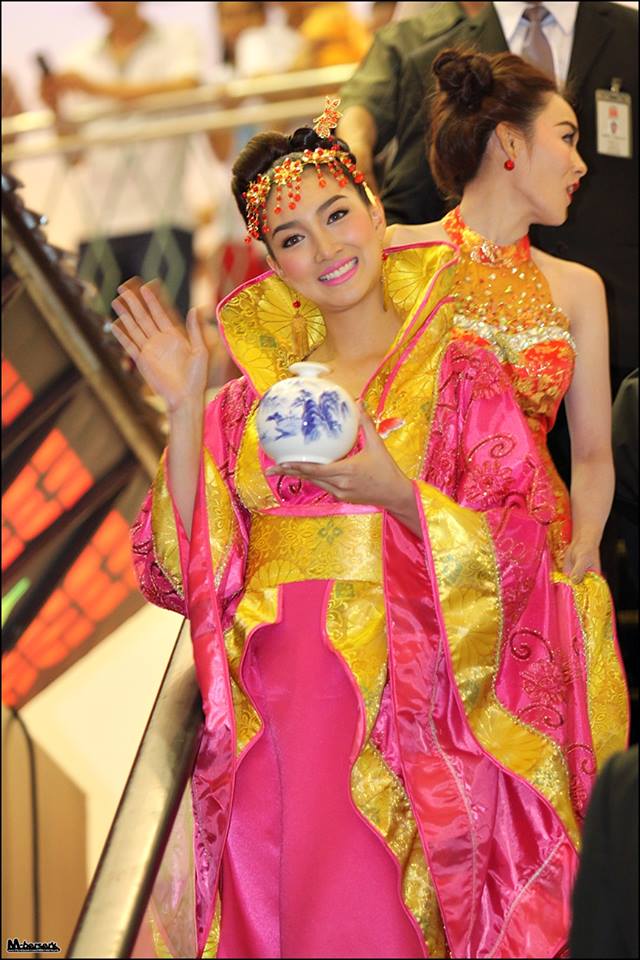 แพนเค้ก เขมนิจ งาน The Mall Chinese New Year 2014 @ เดอะมอลล์ บางแค (30/1/14)