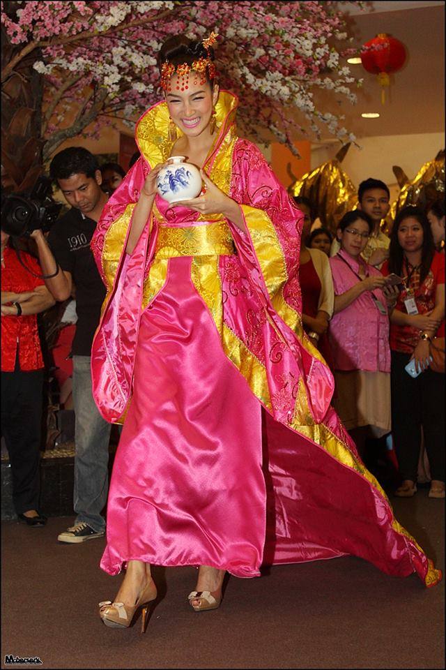 แพนเค้ก เขมนิจ งาน The Mall Chinese New Year 2014 @ เดอะมอลล์ บางแค (30/1/14)
