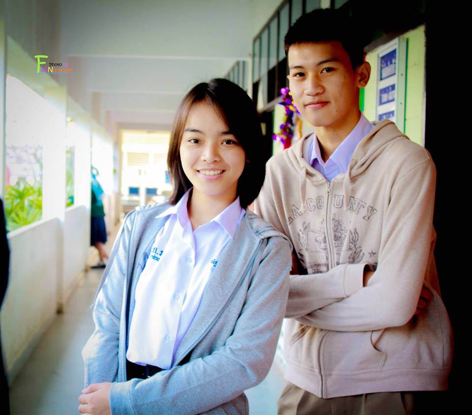 ดาวและเดือนโรงเรียนสกลราชวิทยนุกูล ประจำปี 2556