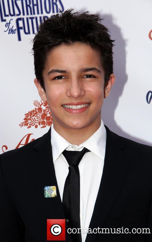 aramis knight มิสเตอร์บีน ใน Ender Gameสงครามพลิกจักรวาล