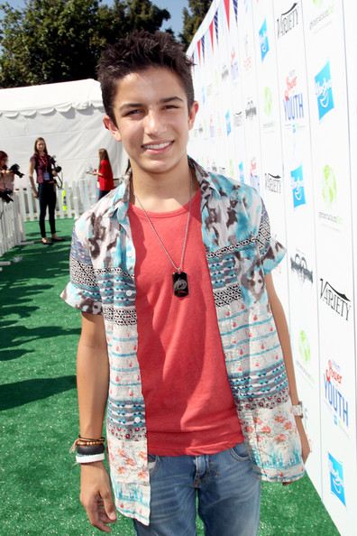 aramis knight มิสเตอร์บีน ใน Ender Gameสงครามพลิกจักรวาล
