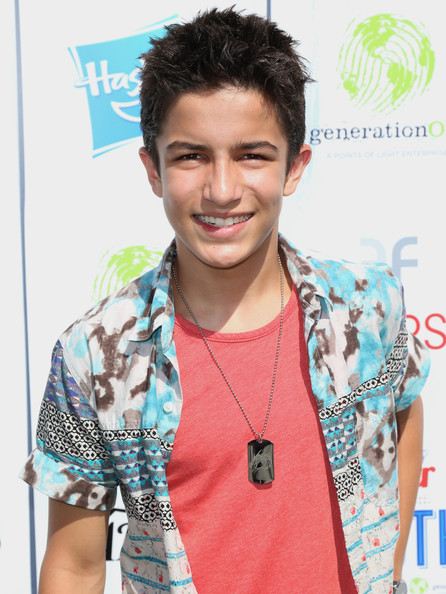 aramis knight มิสเตอร์บีน ใน Ender Gameสงครามพลิกจักรวาล