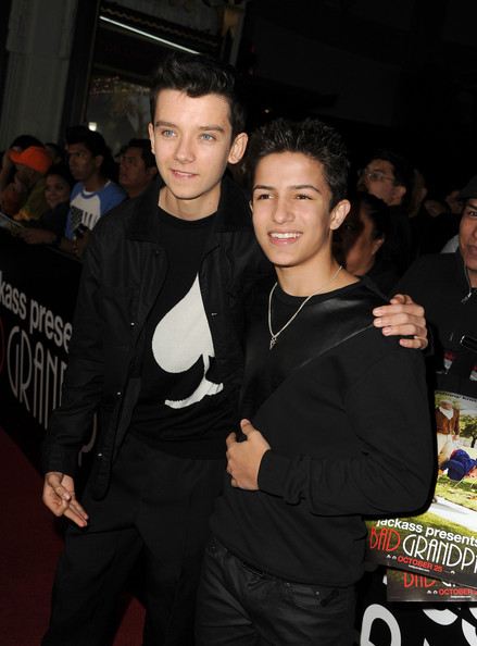 aramis knight มิสเตอร์บีน ใน Ender Gameสงครามพลิกจักรวาล