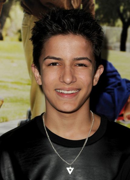 aramis knight มิสเตอร์บีน ใน Ender Gameสงครามพลิกจักรวาล