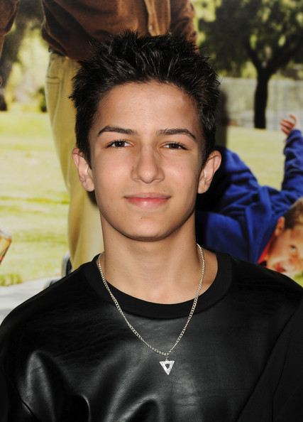 aramis knight มิสเตอร์บีน ใน Ender Gameสงครามพลิกจักรวาล