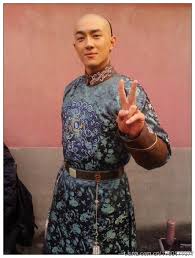 เครื่องแต่งกาย ชาย หญิง สมัยชิง