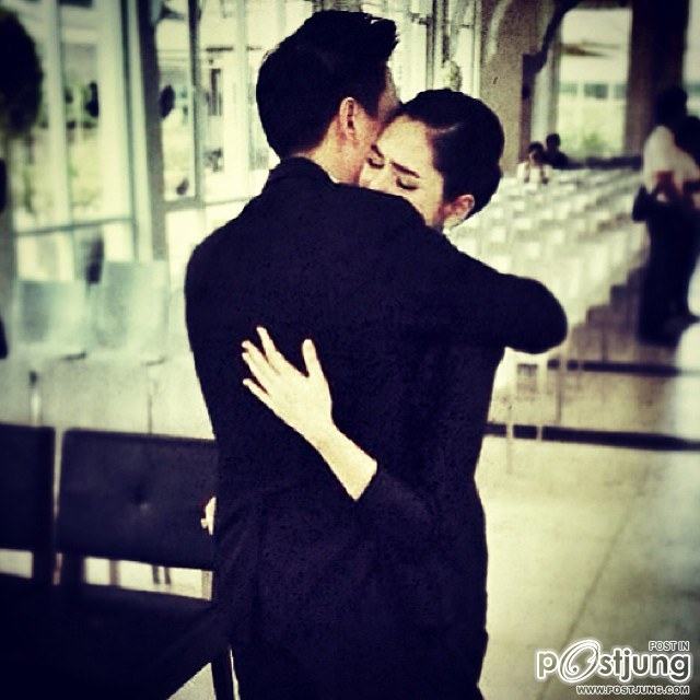 ภาพบรรยากาศสุดเศร้าแห่งการจากลา ของชมพู่ อารยา