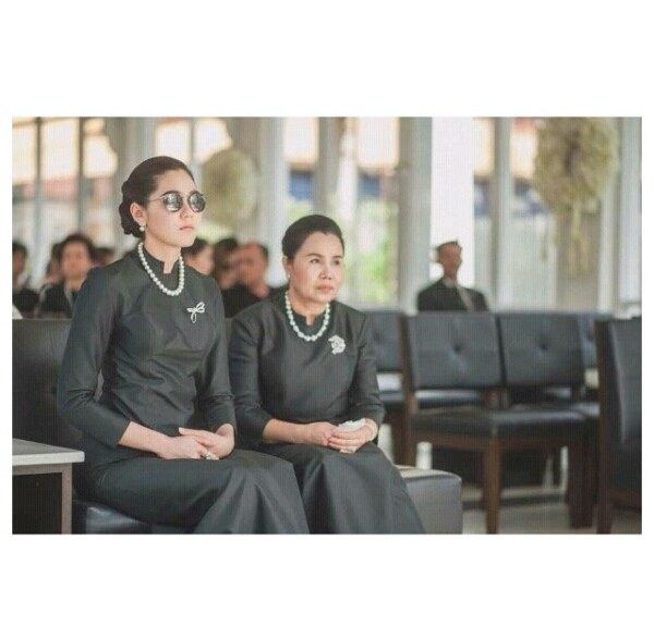 ภาพบรรยากาศสุดเศร้าแห่งการจากลา ของชมพู่ อารยา