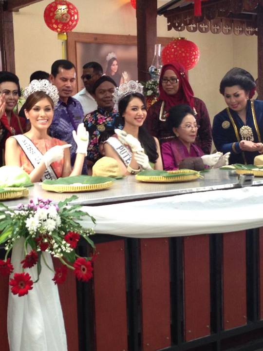 Miss Universe 2013 ทำกิจกรรมในประเทศอินโดนีเซียอย่างคึกคัก